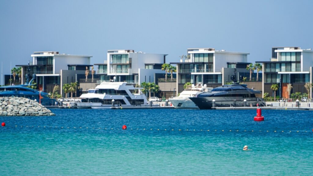 Abu Dhabi super elite real estate 2025