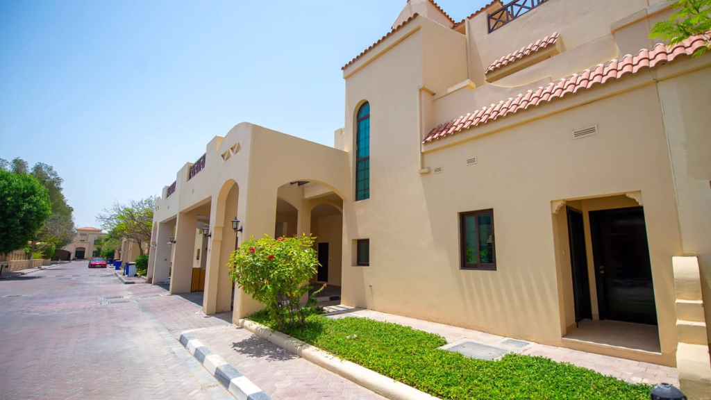 Multi-Generational Luxury Compounds Abu Dhabi