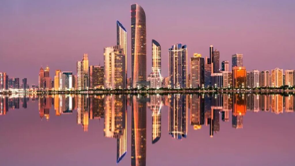 UHNW luxury real estate trends 2026